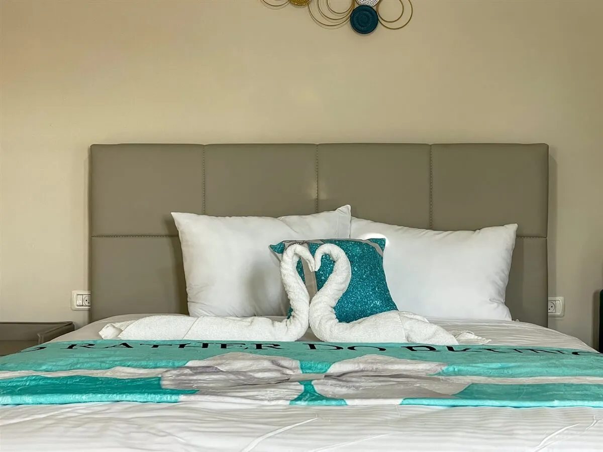 צימרים לפי שעה בחד נס - סוויטות טיפאני